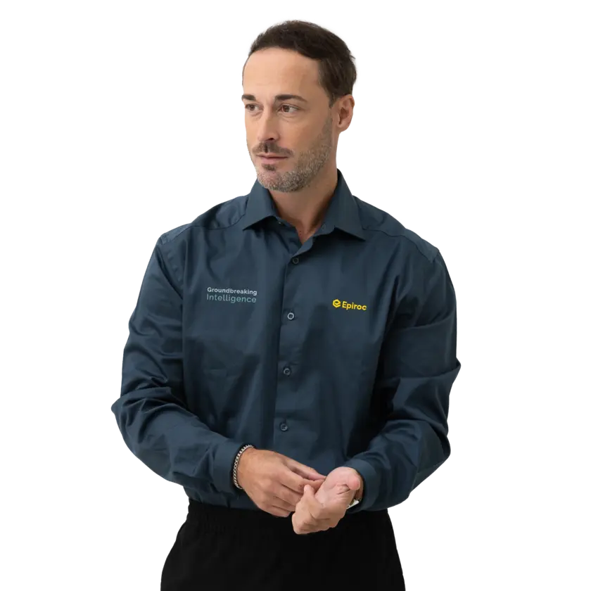 Grey men´s shirt ground logo on cheast